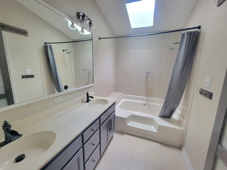 2722 Briar Ridge Dr — Photo 13
