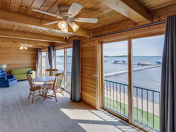4th image of 9151 Breezy Point Dr