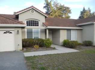 189 Live Oak Rd, Royal Oaks, CA 95076