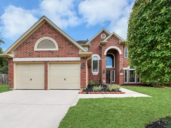 214 Willards Way, Stafford, TX 77477