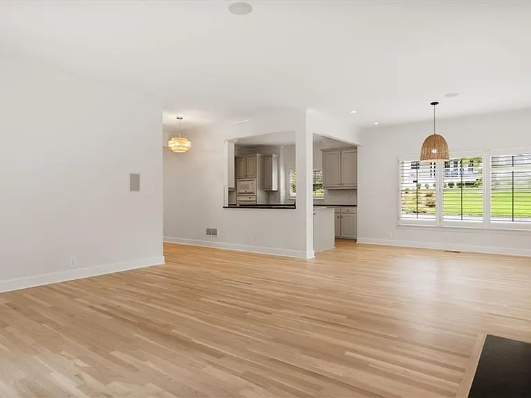 2190 Stephen Long Dr NE — Photo 17