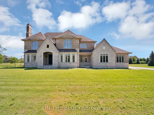 24 Whitewood Dr, Whitchurch Stouffville, ON L4A 1R9