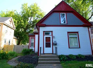 1445 W 8th St, Davenport, IA 52802
