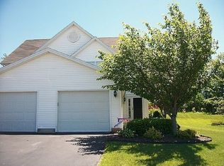 5191 Briercliff Dr, Hamburg, NY 14075