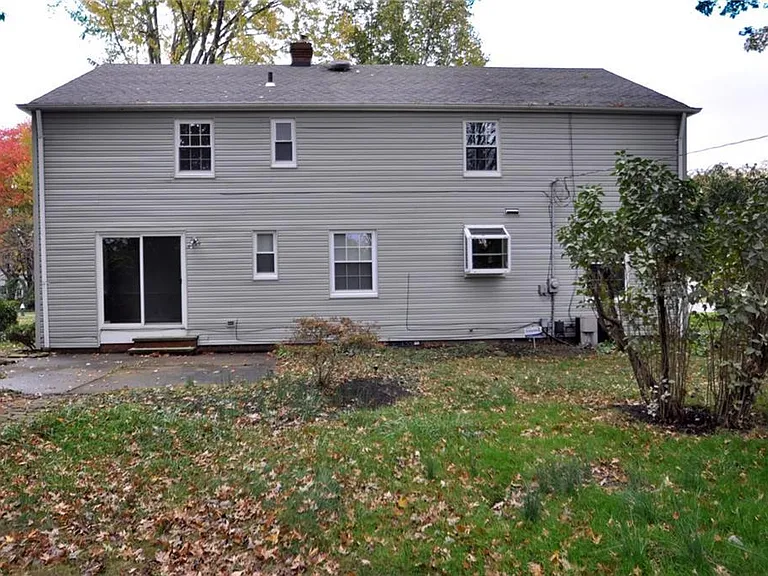 340 Plymouth Dr — Photo 26
