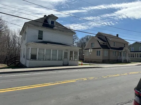 1209 Cook St, Saranac, NY 12929