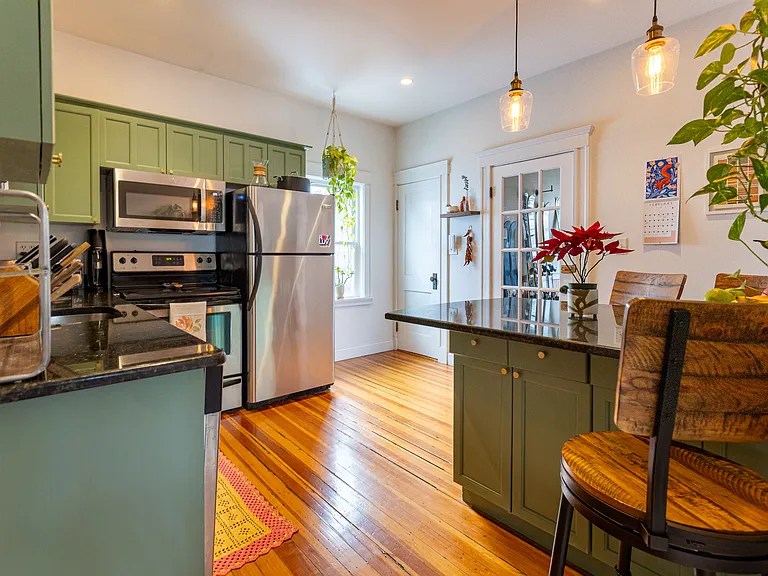 211 Roslindale Ave #2 — Photo 8