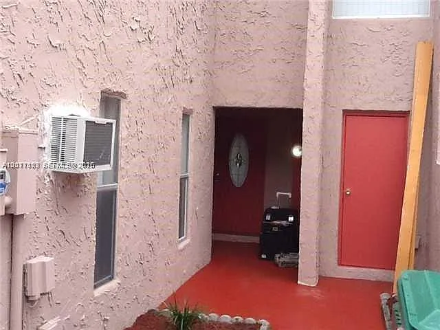 Wimbledon Townhouse I-6 C — Photo 2