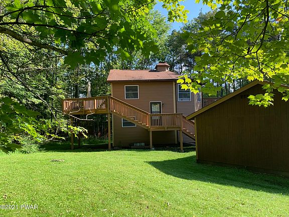 2nd image of 50 Woodcrest Ln