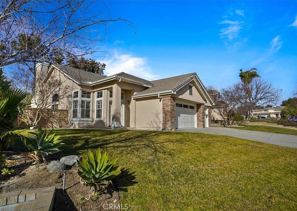 1st image of 27481 Bridgewater Dr