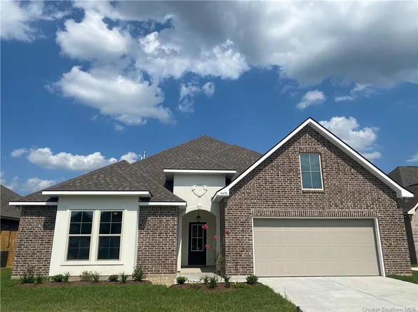 4475 Lakes Edge Dr, Lake Charles, LA 70607