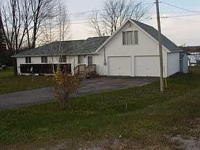 2nd image of 3016 Elm Dr