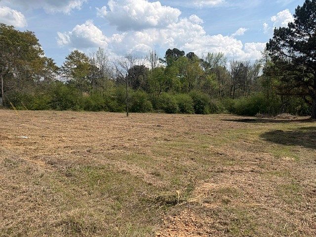2nd image of 5010 Harmony Rd
