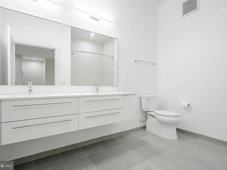 701 Swann Ave #503 — Photo 18