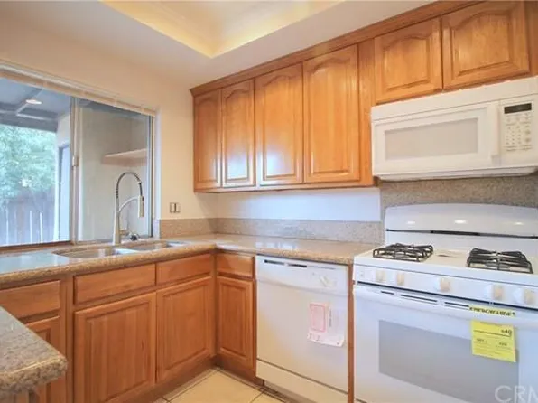 12245 Carnation Ln, Moreno Valley, CA 92557