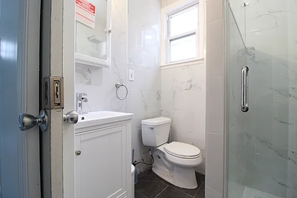 Rented by New York Realty Minimax Inc | media 15