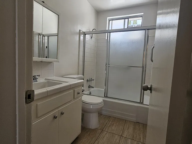 743 N Sycamore Ave #5 — Photo 14