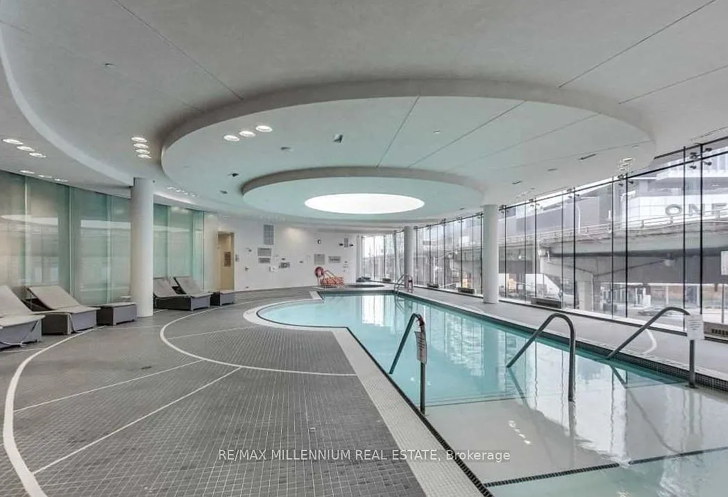 2 bed, $2,450 — Photo 4