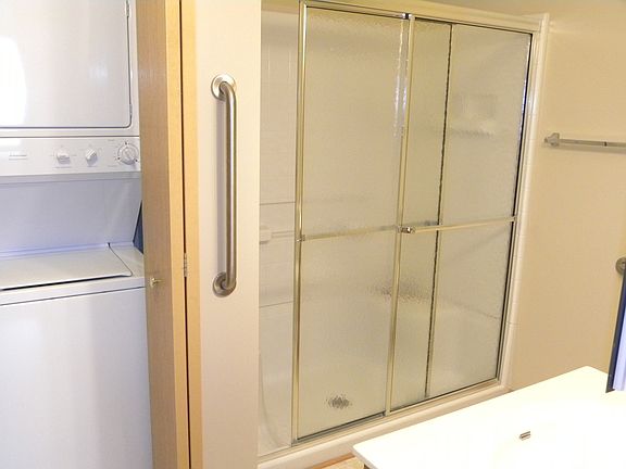 3rd image of 801 N McLean Blvd APT 338