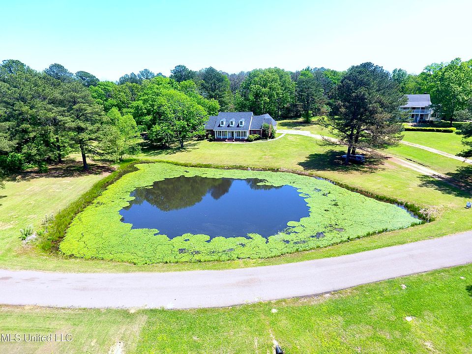 1st image of 120 Timber Green Ln