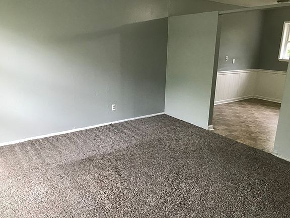 4th image of 1081 Birch Dr