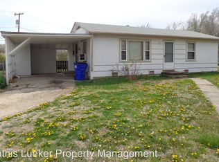 1103 W 17th St, Junction City, KS 66441