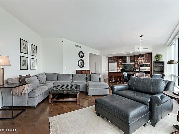 3rd image of 401 N Wabash Ave Unit 39K