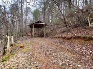 223 17th St #1, Ellijay, GA 30540