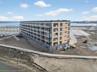 901 Adelaide Cir #602, Muskegon, MI 49441