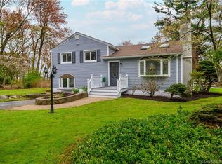 7 Sue Ter, Westport, CT 06880