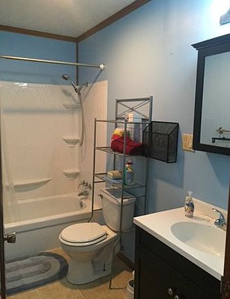 4th image of 601 Green Acres Cir