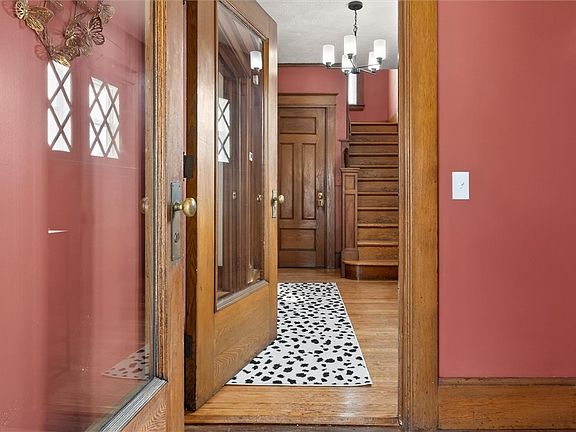 5th image of 507 Driving Park Ave