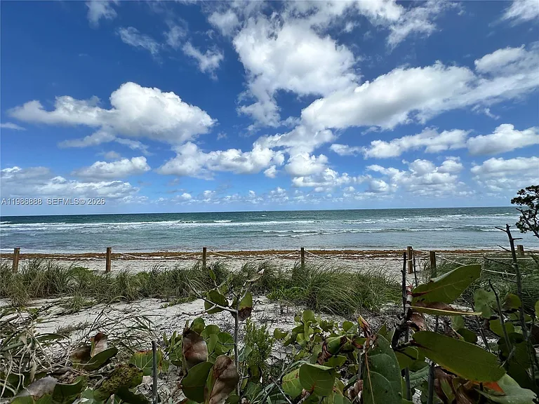 6051 N Ocean Dr #704 — Photo 34