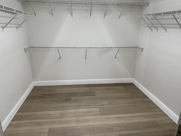 12856 Oulton Cir — Photo 11