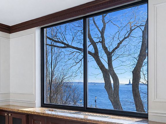 2nd image of 377 Rector Pl APT 2A