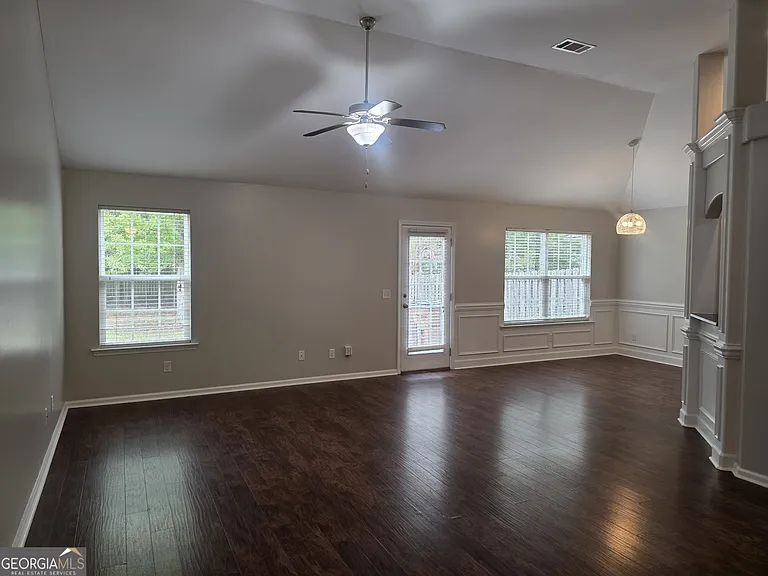 57 Tranquil Pl — Photo 4
