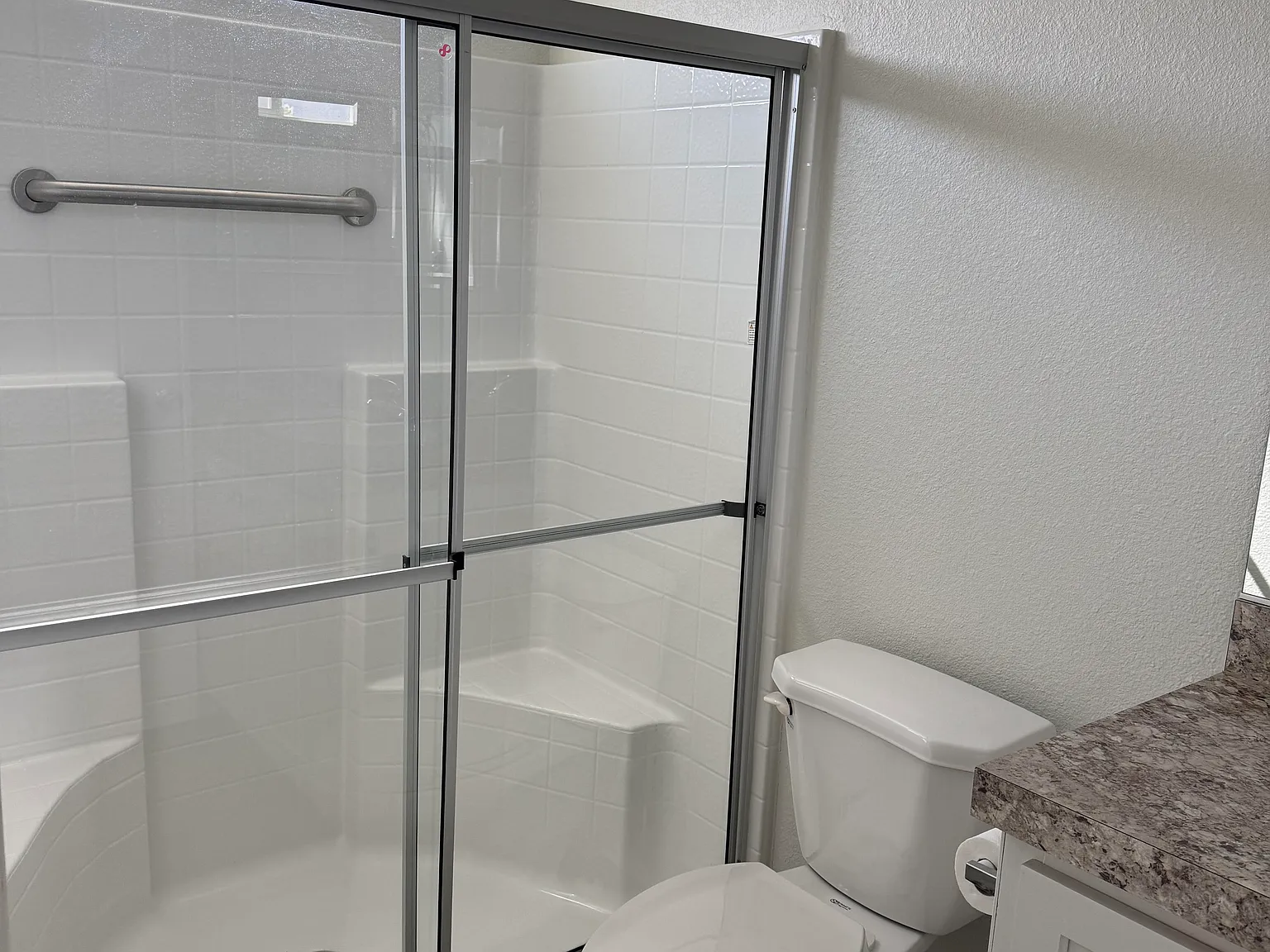 2 bed, 810 sqft, $1,800 — Photo 4