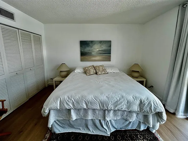 500 S Washington Dr #24B — Photo 22