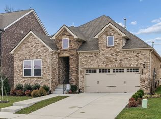 428 Triple Crown Cir, Gallatin, TN 37066