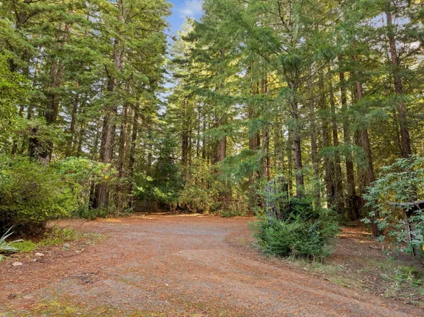17500 Willow Creek Road, Occidental, CA 95465