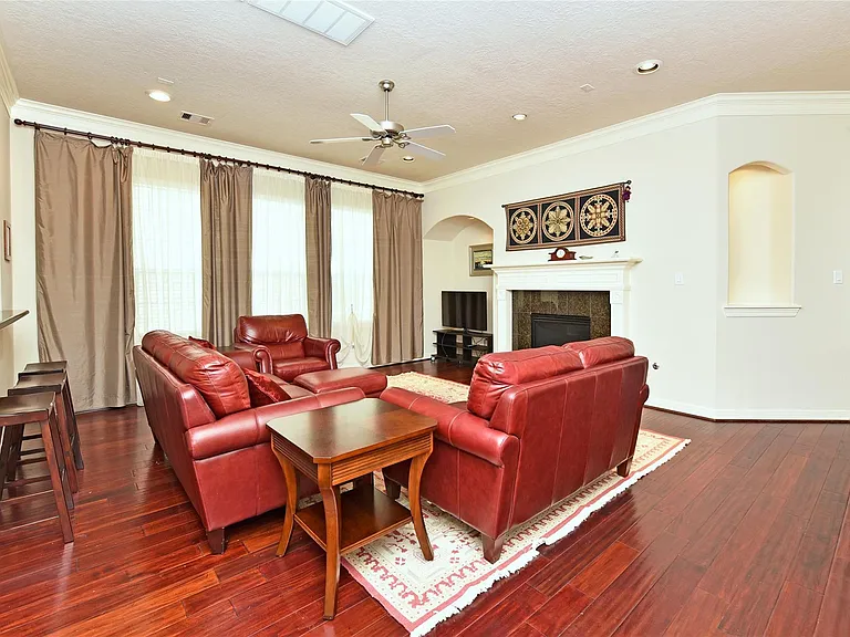 1226 Sopris Dr — Photo 3
