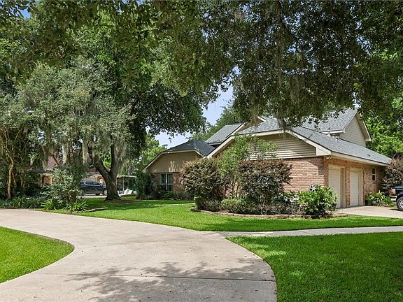 3rd image of 2231 Ormond Blvd