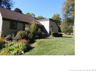 83 Heritage Vlg #B, Southbury, CT 06488