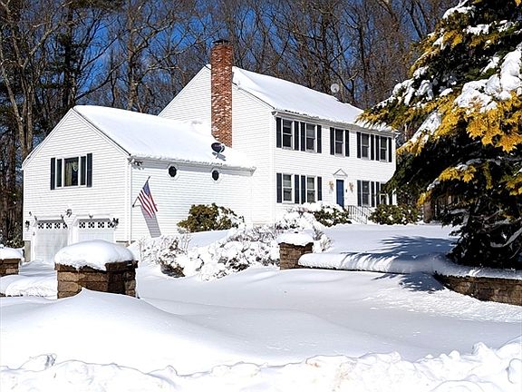 3rd image of 11 Quail Run Rd