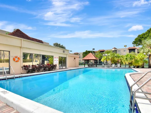 10501 W Broward Blvd APT 304, Fort Lauderdale, FL 33324