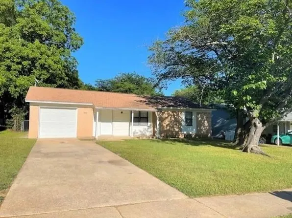 1012 Donley Dr, Euless, TX 76039