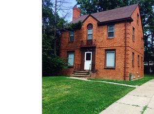 3559 Bendemeer Rd, Cleveland Heights, OH 44118