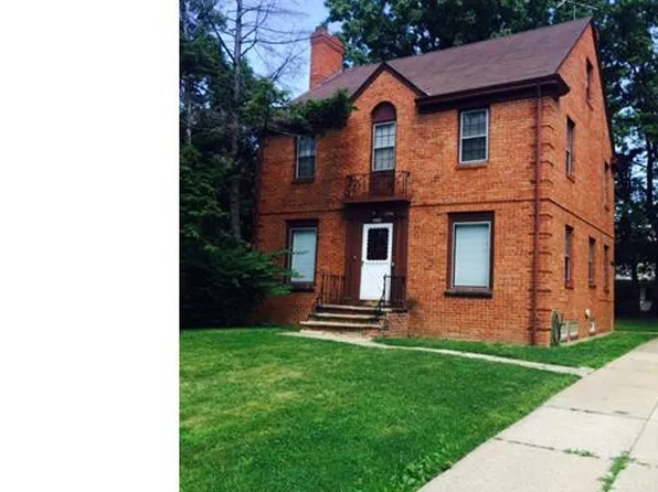 3559 Bendemeer Rd, Cleveland Heights, OH 44118
