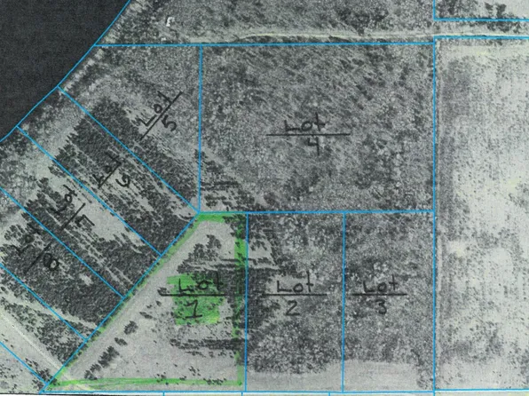 1 Town Rd #389, Baudette, MN 56623