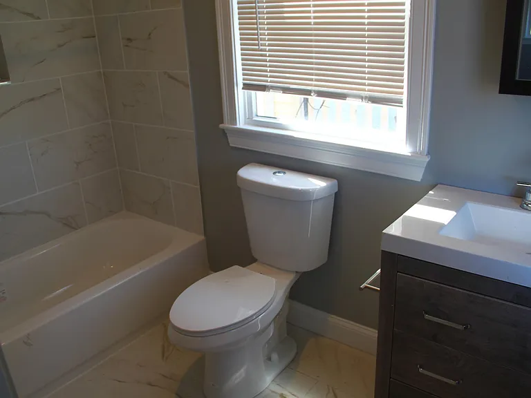 3215 Washington St #2-3 — Photo 4